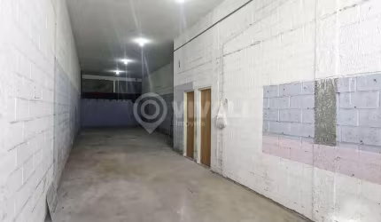 Sala comercial para alugar na Rua Campos Salles, Centro, Itatiba, 90 m2 por R$ 3.000