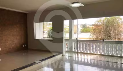 Casa com 3 quartos à venda na Rua Antônio Rodrigues da Silva, Jardim Ipê, Itatiba, 156 m2 por R$ 650.000