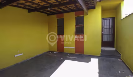 Casa com 3 quartos à venda na Rua Luiz Franciscone, Loteamento Fernando Momentel, Itatiba, 80 m2 por R$ 400.000