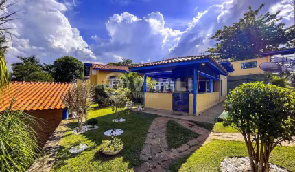 Casa com 3 quartos à venda na Rua Manoel Lourenço Vieira, Jardim Leonor, Itatiba, 310 m2 por R$ 1.199.000