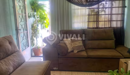 Casa com 4 quartos à venda na Rua João Thomazini, Jardim México, Itatiba, 80 m2 por R$ 636.000