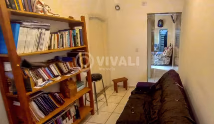 Casa comercial com 3 salas para alugar na Avenida Senador Lacerda Franco, Centro, Itatiba por R$ 3.000