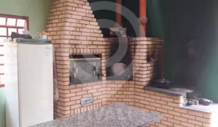Chácara / sítio com 3 quartos à venda na Rua Anísio Consoline, Vivendas do Engenho D'Água, Itatiba, 228 m2 por R$ 550.000