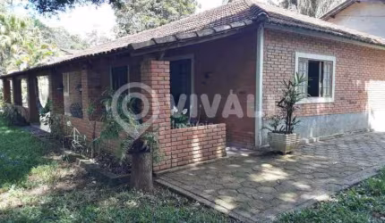 Chácara / sítio com 4 quartos à venda na Avenida Caetano de Abreu, Encosta do Sol, Itatiba, 252 m2 por R$ 690.000