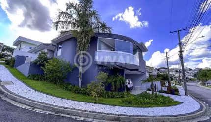 Casa em condomínio fechado com 3 quartos à venda na Avenida Maria Thereza da Costa Naufal, Parque das Laranjeiras, Itatiba, 231 m2 por R$ 1.590.000