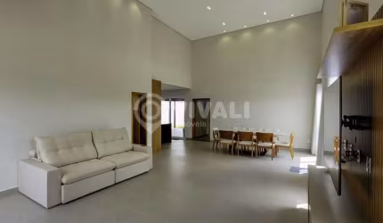 Casa em condomínio fechado com 3 quartos à venda na Rodovia Romildo Prado, Bairro Itapema, Itatiba, 184 m2 por R$ 1.590.000
