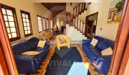 Casa em condomínio fechado com 4 quartos à venda na Rua Frederico Thompson, Parque São Gabriel, Itatiba, 469 m2 por R$ 1.200.000