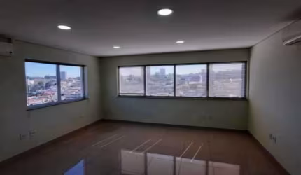 Sala comercial com 1 sala à venda na Rua Benjamin Constant, Centro, Itatiba, 50 m2 por R$ 350.000
