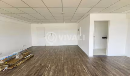 Sala comercial à venda na Rua Crescêncio da Silveira Pupo, Vila Cassaro, Itatiba, 55 m2 por R$ 380.000