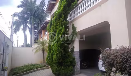 Casa com 4 quartos à venda na Rua Dorival Mantovani, Nova Itatiba, Itatiba, 264 m2 por R$ 900.000