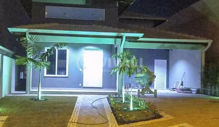 Casa em condomínio fechado com 3 quartos à venda na Rua Vereador Antônio de Oliveira, Condomínio Village Santa Clara, Valinhos, 223 m2 por R$ 1.390.000