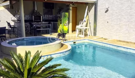 Casa em condomínio fechado com 3 quartos à venda na Avenida Maria Thereza da Costa Naufal, Condomínio Itatiba Country, Itatiba, 293 m2 por R$ 1.180.000