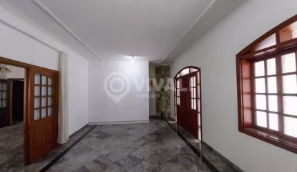 Casa com 5 quartos à venda na Rua Pedro Ordini, Loteamento Santo Antônio, Itatiba, 348 m2 por R$ 1.500.000