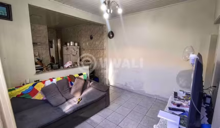 Casa com 2 quartos à venda na Avenida José Edgard Sanfins, Jardim Palladino, Itatiba, 50 m2 por R$ 330.000
