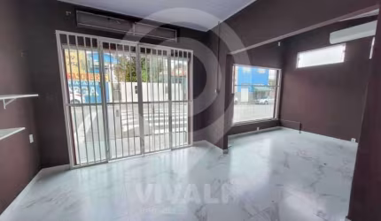 Ponto comercial com 6 salas à venda na Avenida Campinas, Vila Brasileira, Itatiba, 172 m2 por R$ 650.000