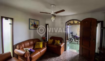 Casa com 3 quartos à venda na Travessa Ida Polessi Belgini, Núcleo Residencial Pedro Fumachi, Itatiba, 80 m2 por R$ 320.000