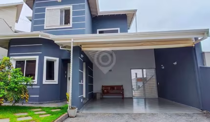 Casa em condomínio fechado com 3 quartos para alugar na Avenida Maria Thereza da Costa Naufal, Condomínio Itatiba Country, Itatiba, 232 m2 por R$ 7.500