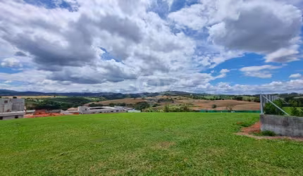Terreno em condomínio fechado à venda na Rua Engenheiro José Pedro Paladino, Residencial Sete Lagos, Itatiba, 538 m2 por R$ 350.000