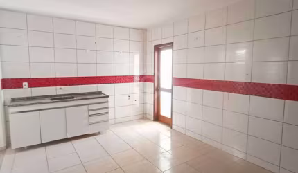 Casa com 2 quartos para alugar na Rua Juvenal Medeiros, Vila Centenário, Itatiba por R$ 1.700