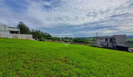 Terreno em condomínio fechado à venda na Rua Engenheiro José Pedro Paladino, Residencial Sete Lagos, Itatiba, 539 m2 por R$ 300.000