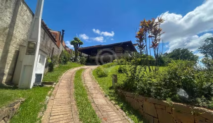 Casa em condomínio fechado com 3 quartos à venda na Avenida Maria Thereza da Costa Naufal, Parque das Laranjeiras, Itatiba, 442 m2 por R$ 1.300.000
