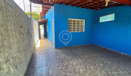 Casa com 2 quartos à venda na Avenida José Edgard Sanfins, Jardim Palladino, Itatiba, 61 m2 por R$ 360.000