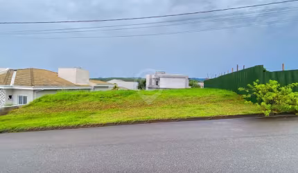 Terreno em condomínio fechado à venda na Rua Engenheiro José Pedro Paladino, Residencial Sete Lagos, Itatiba, 531 m2 por R$ 300.000