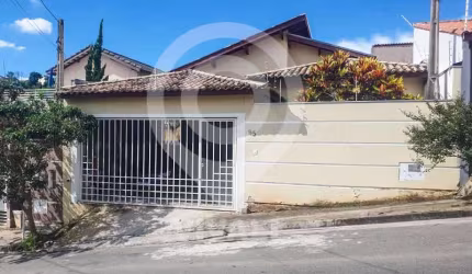Casa com 3 quartos à venda na Rua Luiz Gonzaga Fumache, Loteamento Residencial Central Park, Itatiba, 130 m2 por R$ 750.000