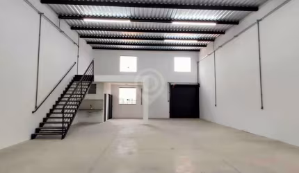 Barracão / Galpão / Depósito para alugar na Rua Fábio Zuiani, Jardim Galetto, Itatiba, 200 m2 por R$ 5.000