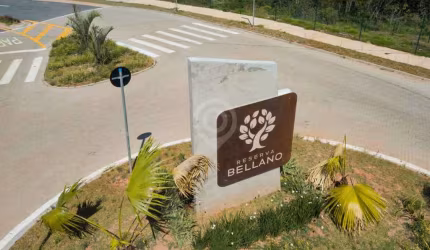 Terreno à venda na Avenida Noêmia da Silveira Rupo Latorre, Jardim Santa Filomena, Itatiba, 250 m2 por R$ 235.000
