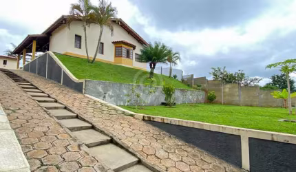 Chácara / sítio com 3 quartos à venda na Rua José Hélio Casanova, Vivendas do Engenho D'Água, Itatiba, 199 m2 por R$ 800.000