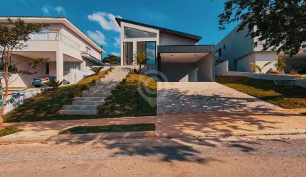 Casa em condomínio fechado com 3 quartos à venda na Rodovia Romildo Prado, Bairro Itapema, Itatiba, 193 m2 por R$ 1.900.000