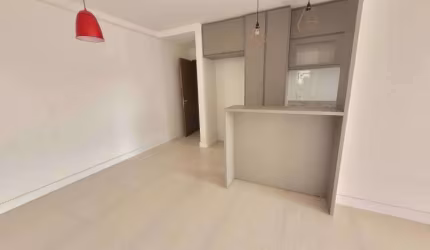 Apartamento com 2 quartos para alugar na Rua Antônio Ferraz Costa, Vila Mutton, Itatiba, 60 m2 por R$ 1.700