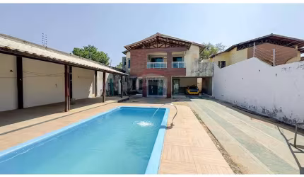 Imponente Casa na Região Sul