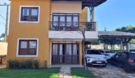 Excelente casa duplex no Condomínio Vila Safira