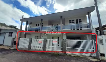 Casa com 2 dormitórios na São Pedro parte inferior