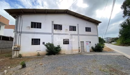 Apartamento com 3 dormitórios na Souza Cruz