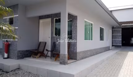 Casa 3 quartos 2 vagas Bateas Brusque