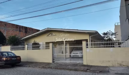 Casa 4 quartos 1 vaga Santa Rita Brusque
