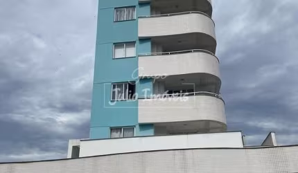 Apartamento à Venda no Bairro Santa Rita.