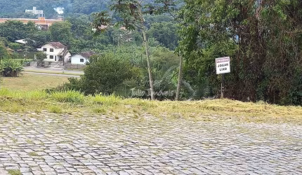 Terreno no Jardim Maluche em Brusque