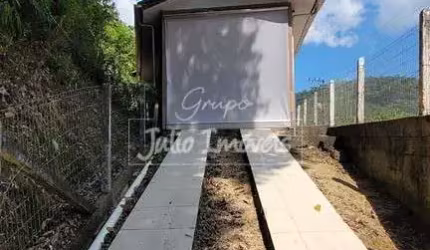 Casa 2 quartos 2 vagas Bateas Brusque