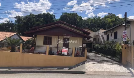Casa com 3 quartos e 2 vagas Rio Branco Brusque