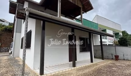 Casa no Souza Cruz com 3 dormitórios em Brusque