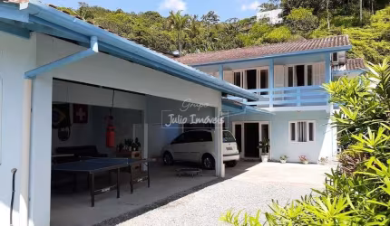 Casa 3 dormitórios 4 vagas São Pedro Brusque