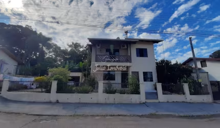 Casa 4 quartos 2 vagas Paquetá Brusque