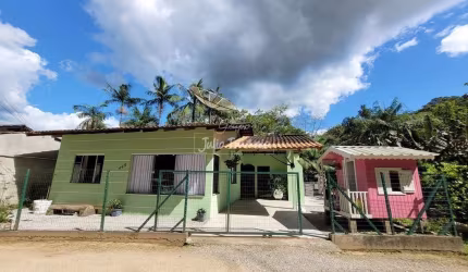 Casa 02 quartos na Limeira baixa em Brusque