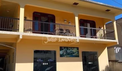 Casa com sala comercial no Centro de Botuverá