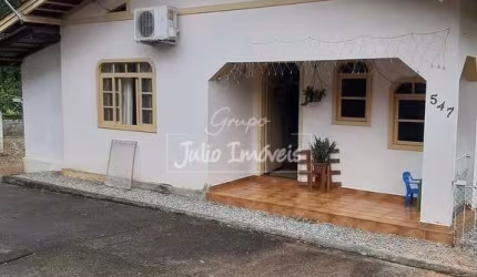 Terreno com casa 2 quartos na Azambuja Brusque