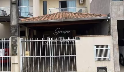 Sobrado 2 suites no Rio Branco em Brusque
